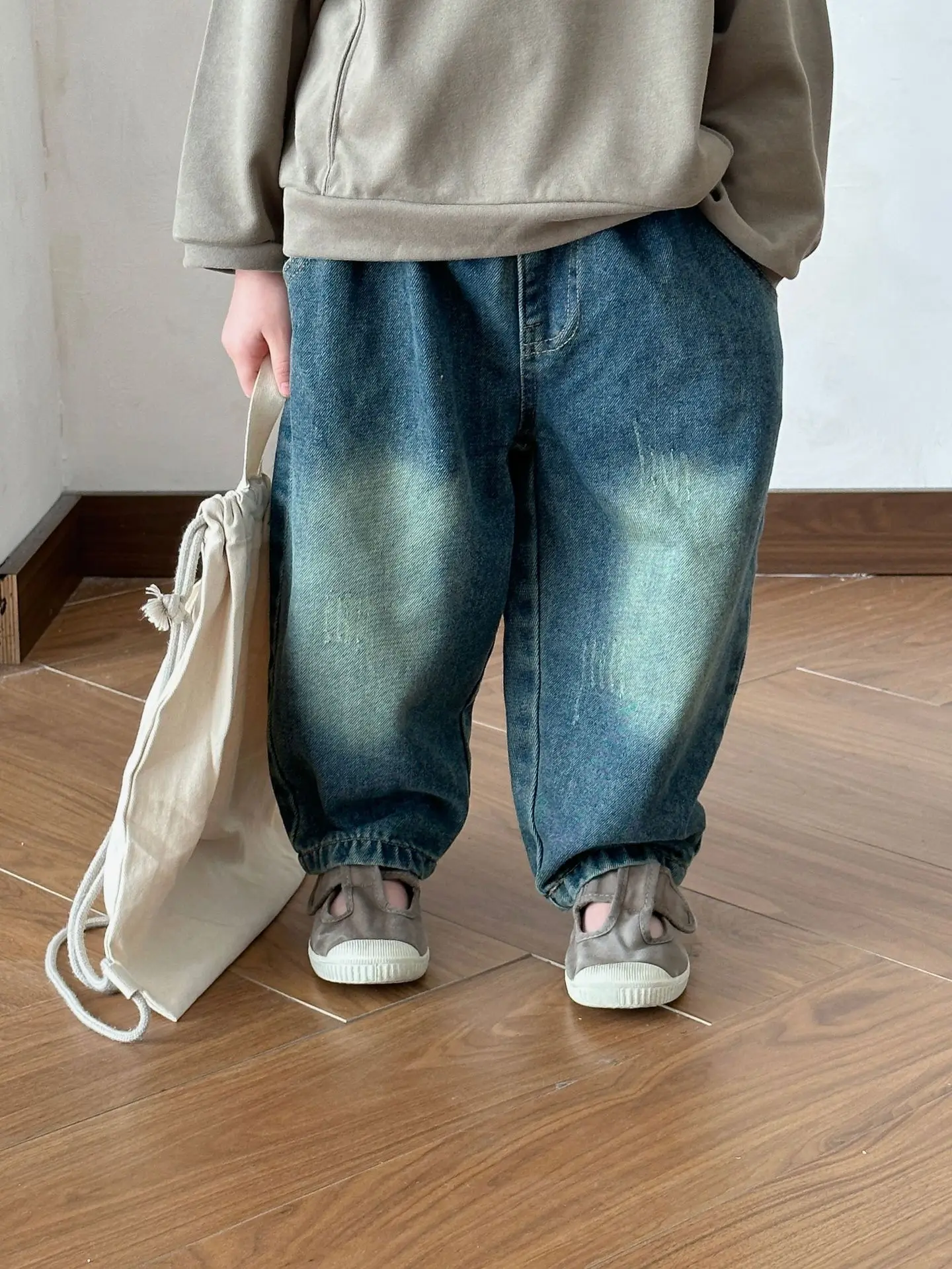 2025 Nuova Primavera Vestiti Del Bambino Ragazzi Pantaloni Casual Pantaloni Per Bambini Per La Ragazza 1-8Y Bambini Adolescenti Unisex Elastico In Vita Gamba Larga Jeans