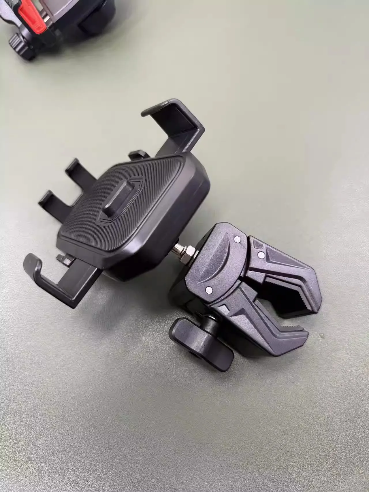 

Универсальный держатель для телефона на мотоцикл и велосипед с шаровой головкой 17 мм - Аксессуары