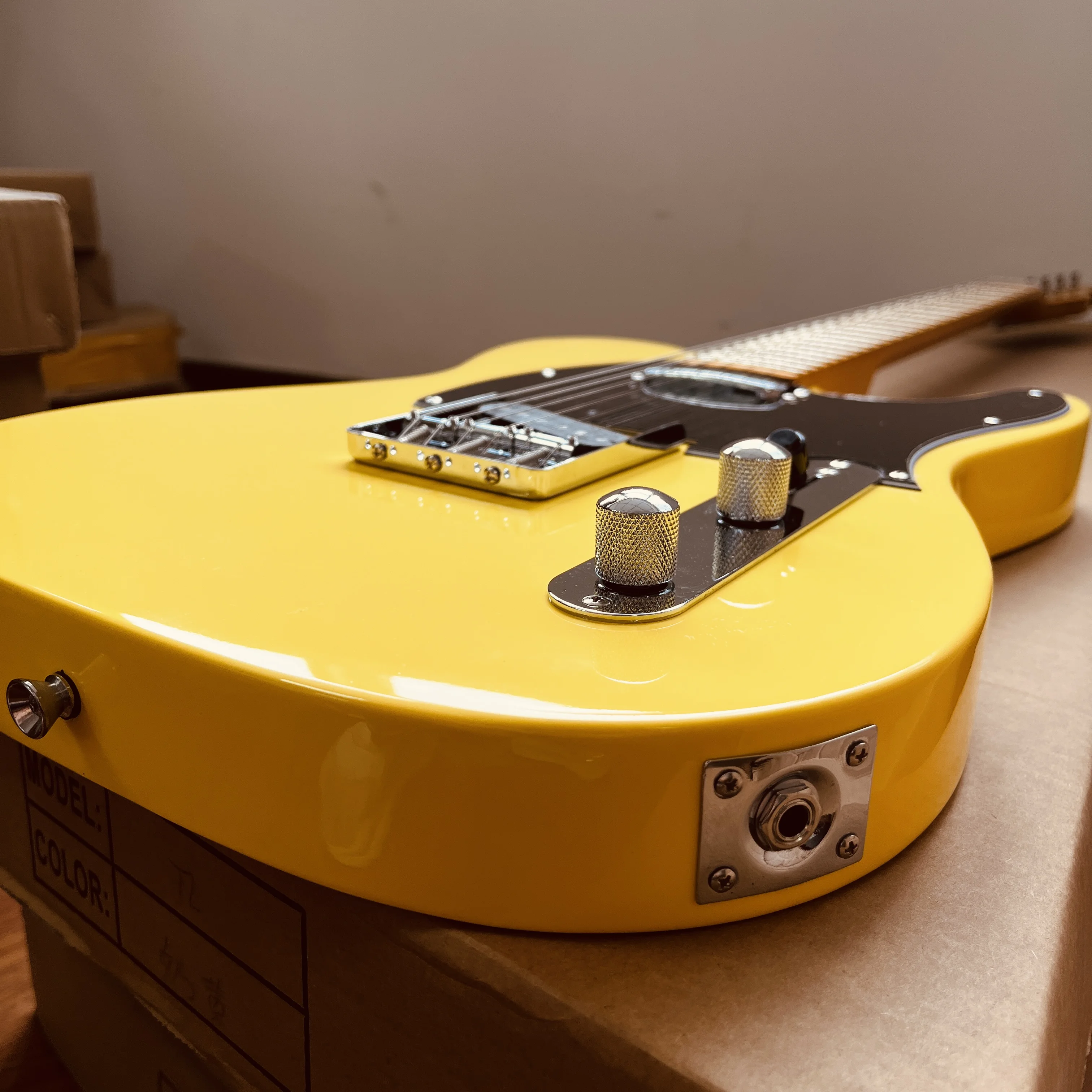 جيتار كهربائي TL جسم أصفر كروم جزء لوحة فريتس من خشب القيقب أسود Pickguard 2S يتم شحنه من الولايات المتحدة شحن مجاني #5