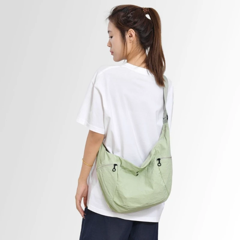 

Nylon Shoulder Messenger Bag Unisex Simple Large Capacity Hobos Partysu Portability Comfortable Waterproof and Wear-resistant