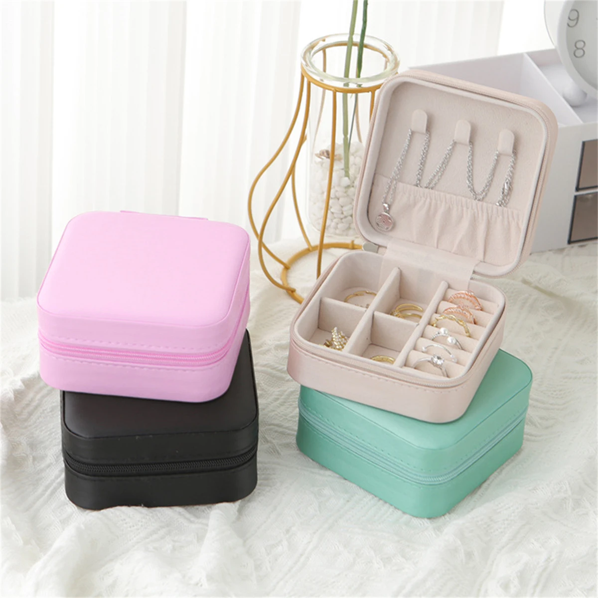Mini Jewelry Storage Box Portable Home Travel Earrings Necklace Storage Case for Women Ring Organizer PU Leather Display Case