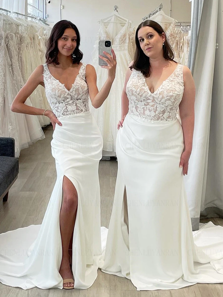 

Plus Size Mermaid Wedding Dresses V-Neck Slit Sexy Bride Dress Sleeveless Satin Lace Up Dresses For Women 2023 Robe De Mariee