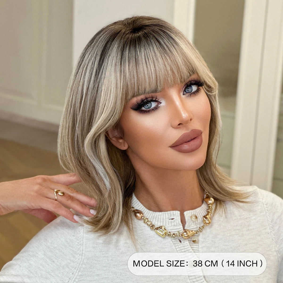 NAMM Short Straight Brown Wigs for Women Highlight Blonde Wigs with Bangs Dark Roots Synthetic Heat Resistant Machine Hair Wigs