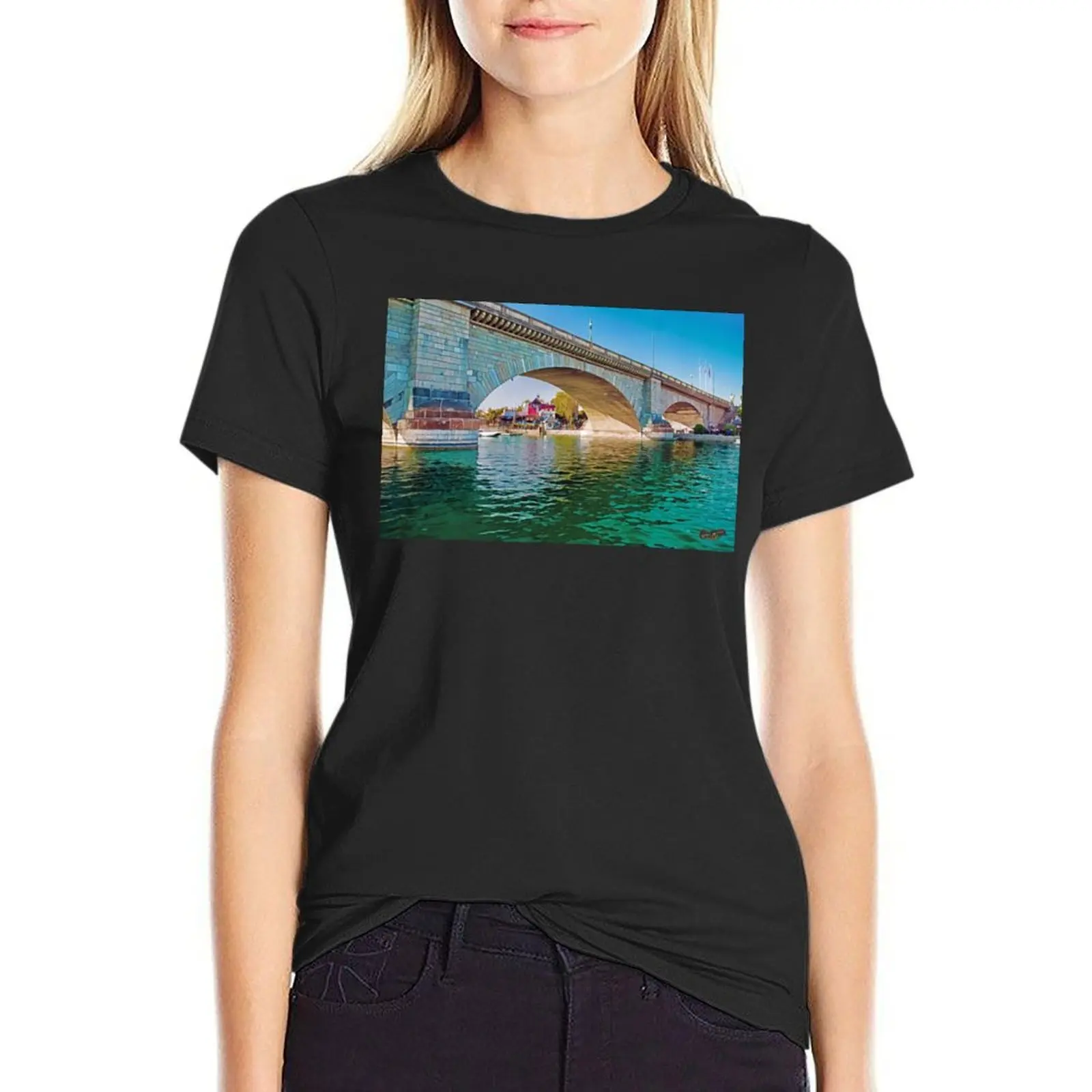 London Bridge T-Shirt vintage clothes kawaii clothes hippie clothes Women t shirt