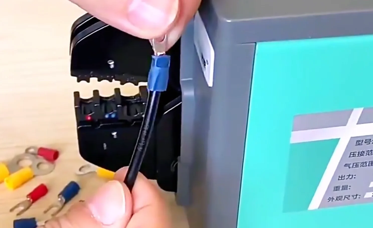 Multi-function Pneumatic Crimping Tool Pneumatic Powered Cable Terminal Crimping Machine Loose Piece Connector Press Machine