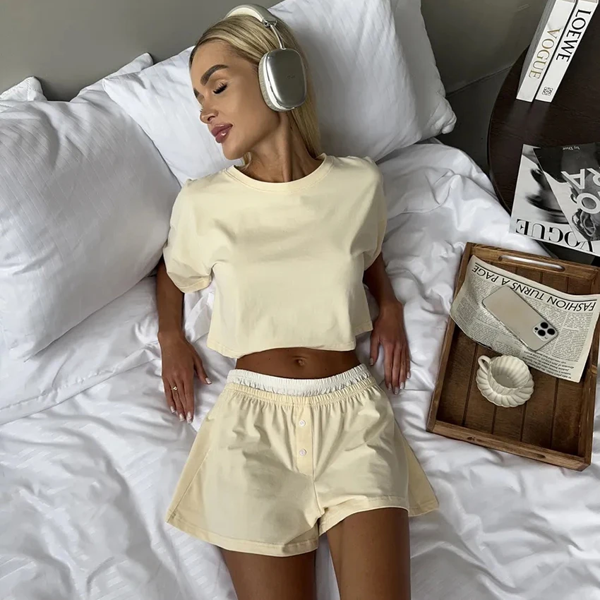 

Linad Summer Sport Crop Top T Shirt With Elasic Waist Shorts 2 Piece Sets Street Chic O Neck Top Knit Outfits 2025 Patchwork