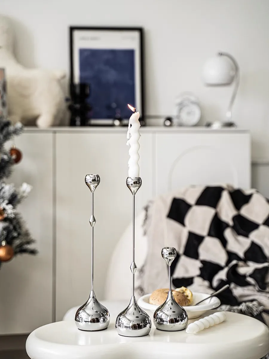 Hot Popular Candle Stand Nordic Creative Metal Candle Holders, Wedding Luxury Silver Candle Holder, Candlestick Handicraft