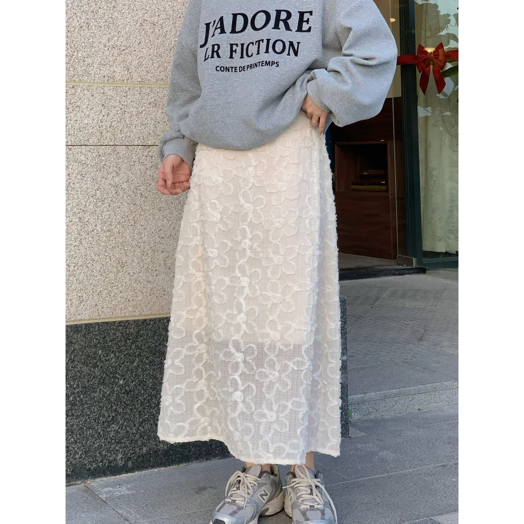 

2023 Korean Style Gentle Temperament High-end 3D Lace Commuter Spring Summer Slimming French Half Skirt