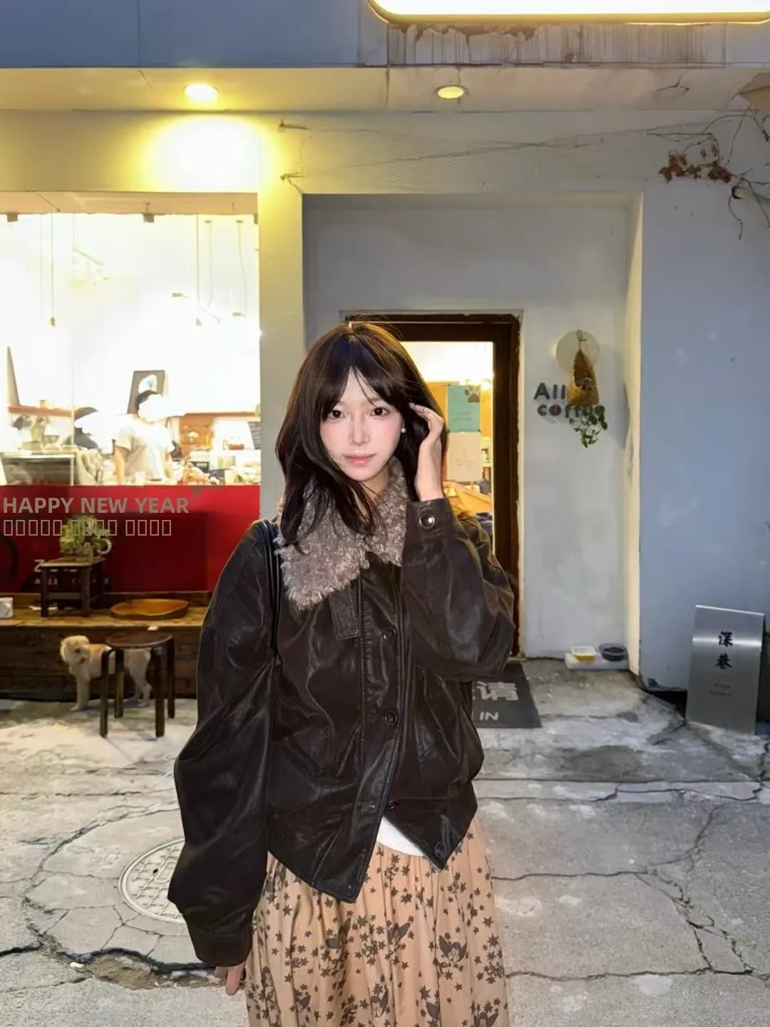 

Женское модное повседневное длинное пальто из кожи с отстегивающимся меховым воротником и откидным воротником для осени