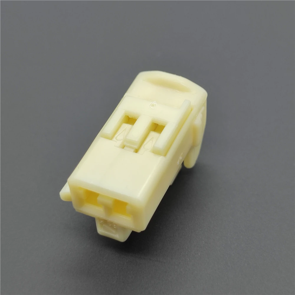 7283-1028 2 Pin Unsealed Automotive Connector Female 2.3II 090II Series 2.3mm HPA Natural for Car Wiring