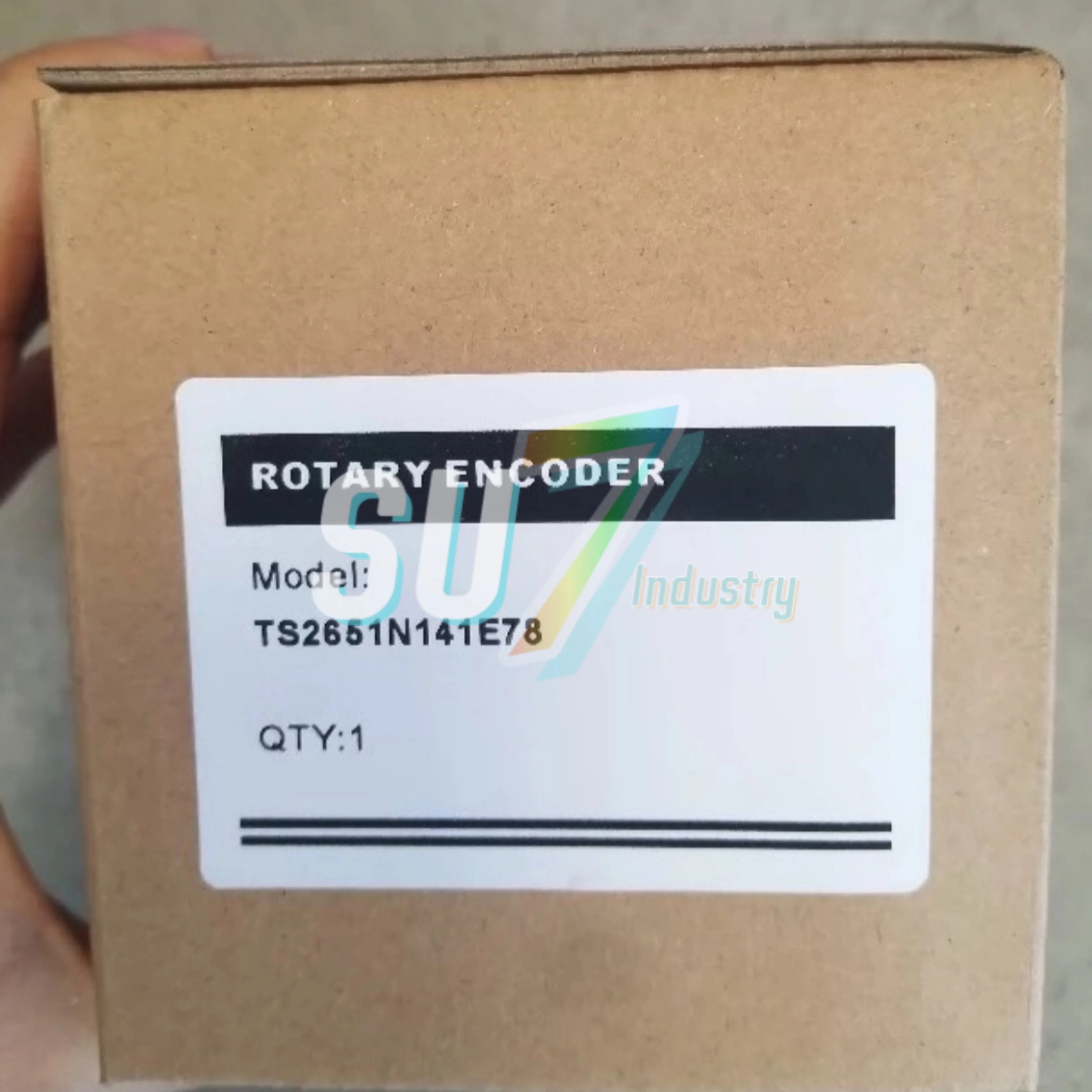 

TS2651N141E78 Серводвигатель Новый оригинал