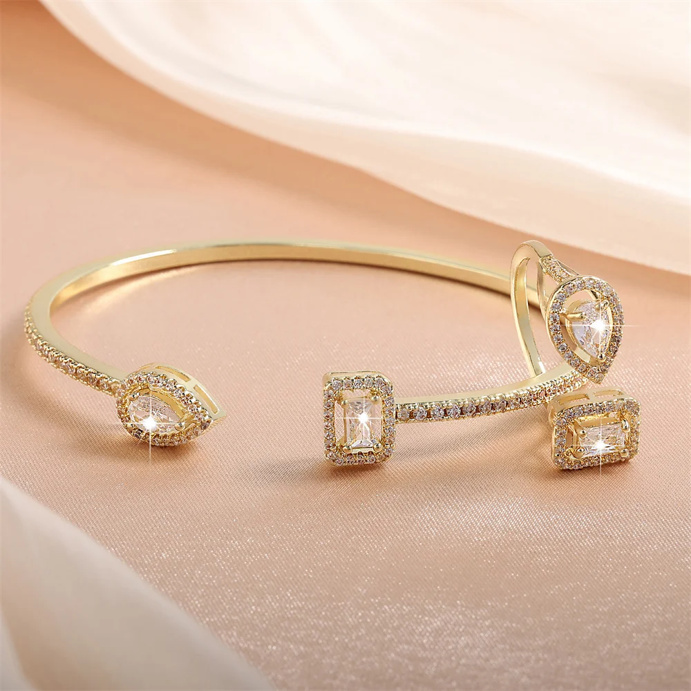 ZAKOL 2-teiliges Set Luxuriöses Geometrisches Quadratisches Wassertropfen-Armreif- und Ring-Set für Damen mit AAA-Zirkonia Hochzeitsschmuck – Detail 13