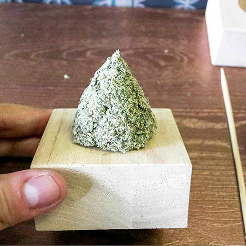 DIY Moxibustion Tower Wooden Mould Pure Wormwood Moxa Traditional Chinese Medicine Therapy Body Massager Warm Uterus Health