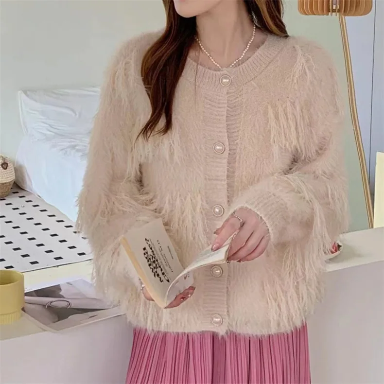 

Women Tassel Hairy Soft and Gentle Elegant and Charming Sweater Autumn Loose Long Sleeved Single Breasted Long Sleeved Top Y27