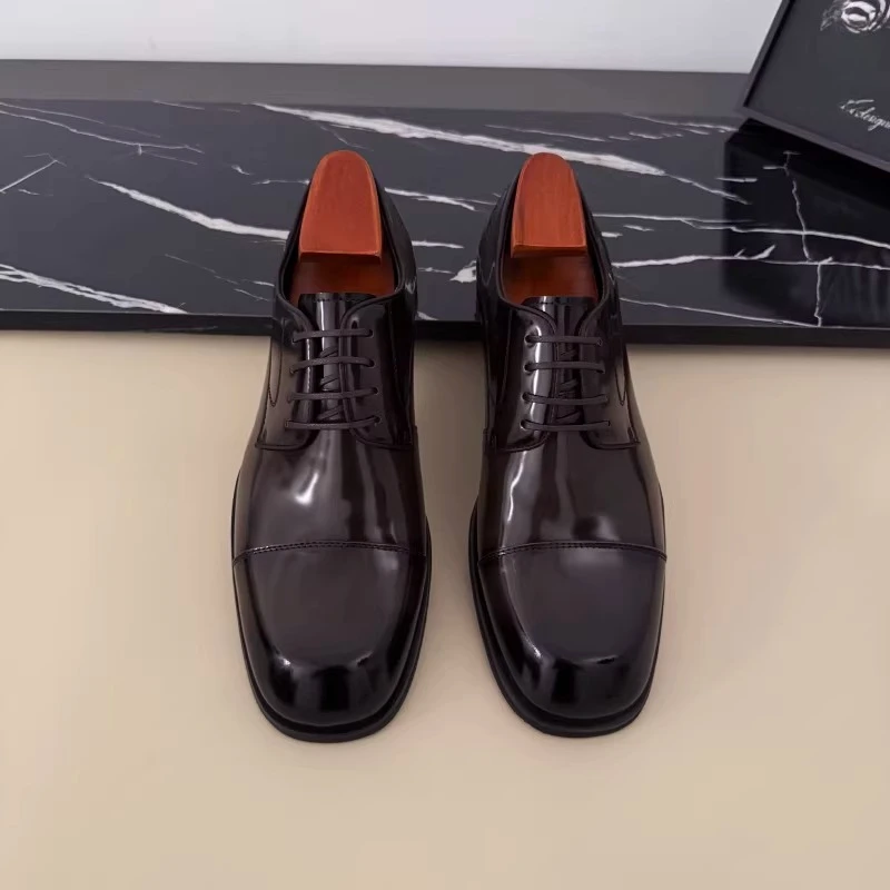 Spring and Autumn New Business Formal High-end Men's Shoes, Leather Square Head Lace-up Fashionable Handmade Leather Shoes
