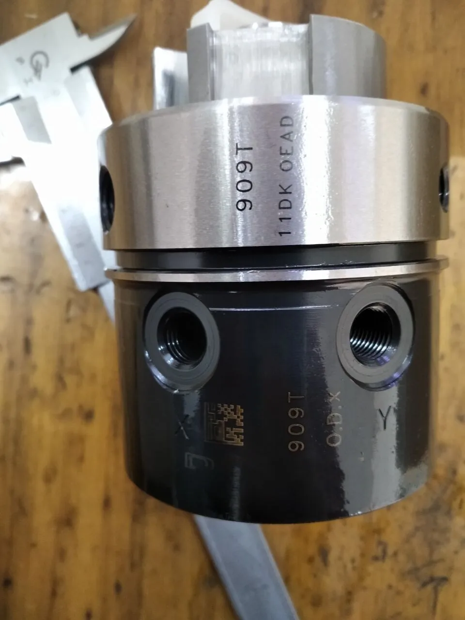 연료 분사 펌프 헤드 로터 7123-909T 7180-571T 로터 908T 좋은 품질 DPA 펌프 로터 헤드 7123-909T 7180-571T