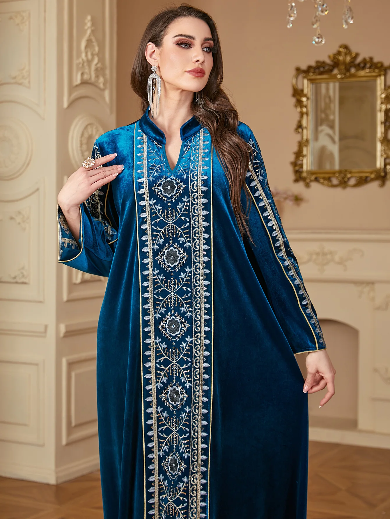 Muslim V-neck Robe for Women, Saudi Arabia, Middle Eastern, Heavy Industry, Embroidery Splicing, Fashion Dress, Dubai Long Dress