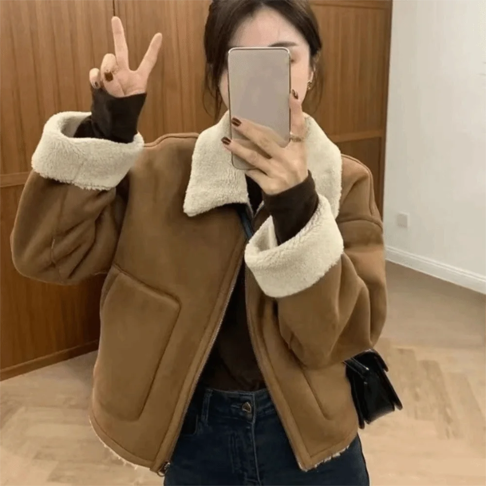 Casual Turn-down Collar Thicker Jackets Vintage Keep Warm Short Coat Fashion Lamb Fur Jacket Motorcycle Style
