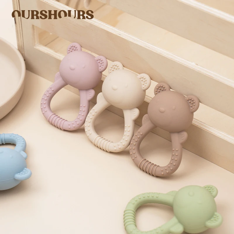 

1PC Baby Silicone Teether Rattle Toys BPA Free Cartoon Bear Infant Teething Toy Easy to Grip Teethers for Boys and Girls Gift