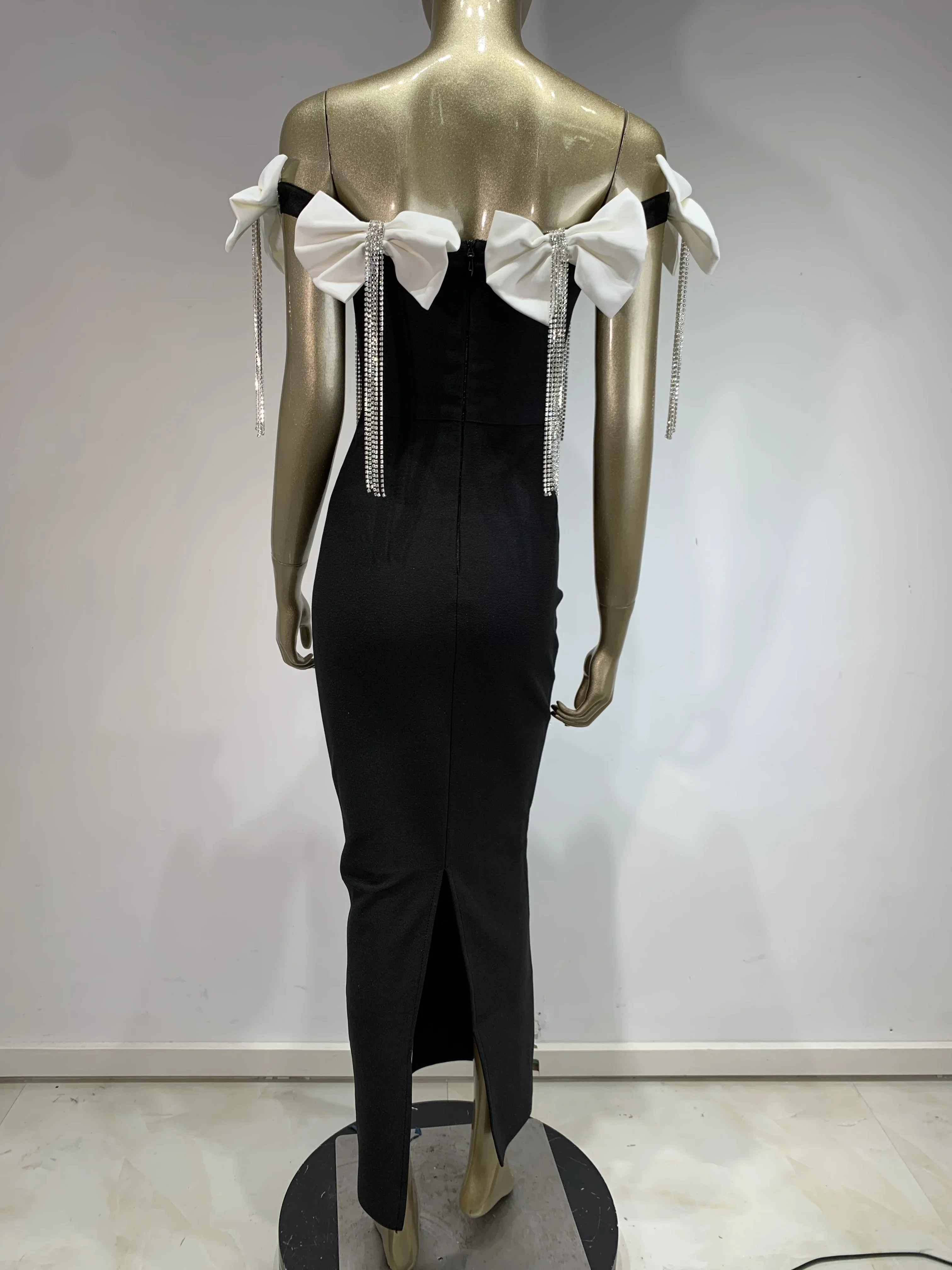 Neues Luxus-Verbandkleid für Damen, elegant, schulterfrei, weiße Schleifen, Diamanten, Streifen, figurbetont, Maxi, lange Abendparty-Kleider