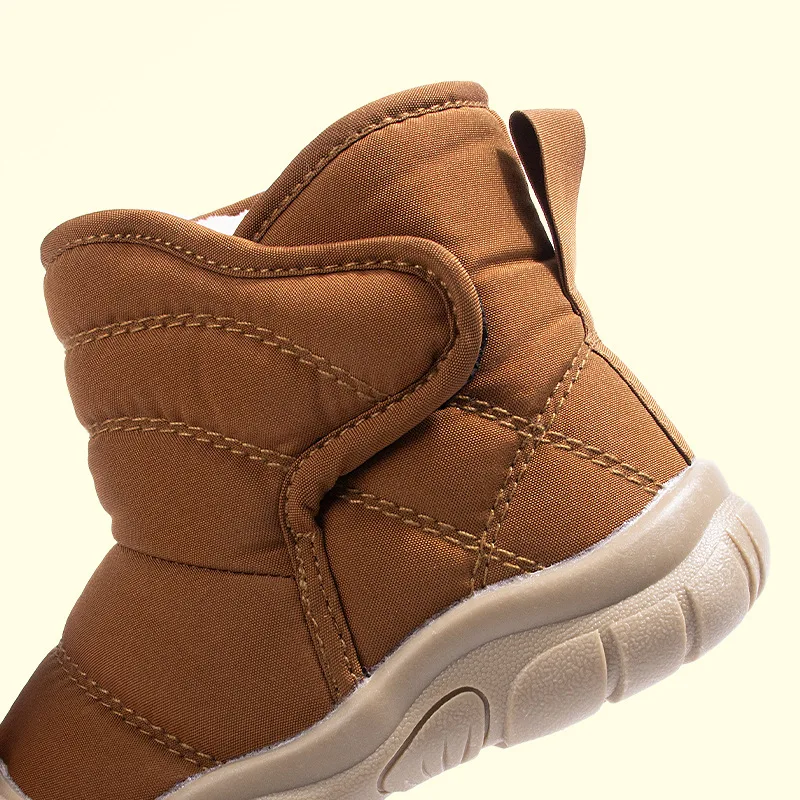 2025 شتاء جديد الاطفال الثلوج الأحذية الراحة المضادة للانزلاق الفتيان أحذية قطنية بسيطة تنوعا الفتيات حذاء من الجلد Zapatos De Mujer