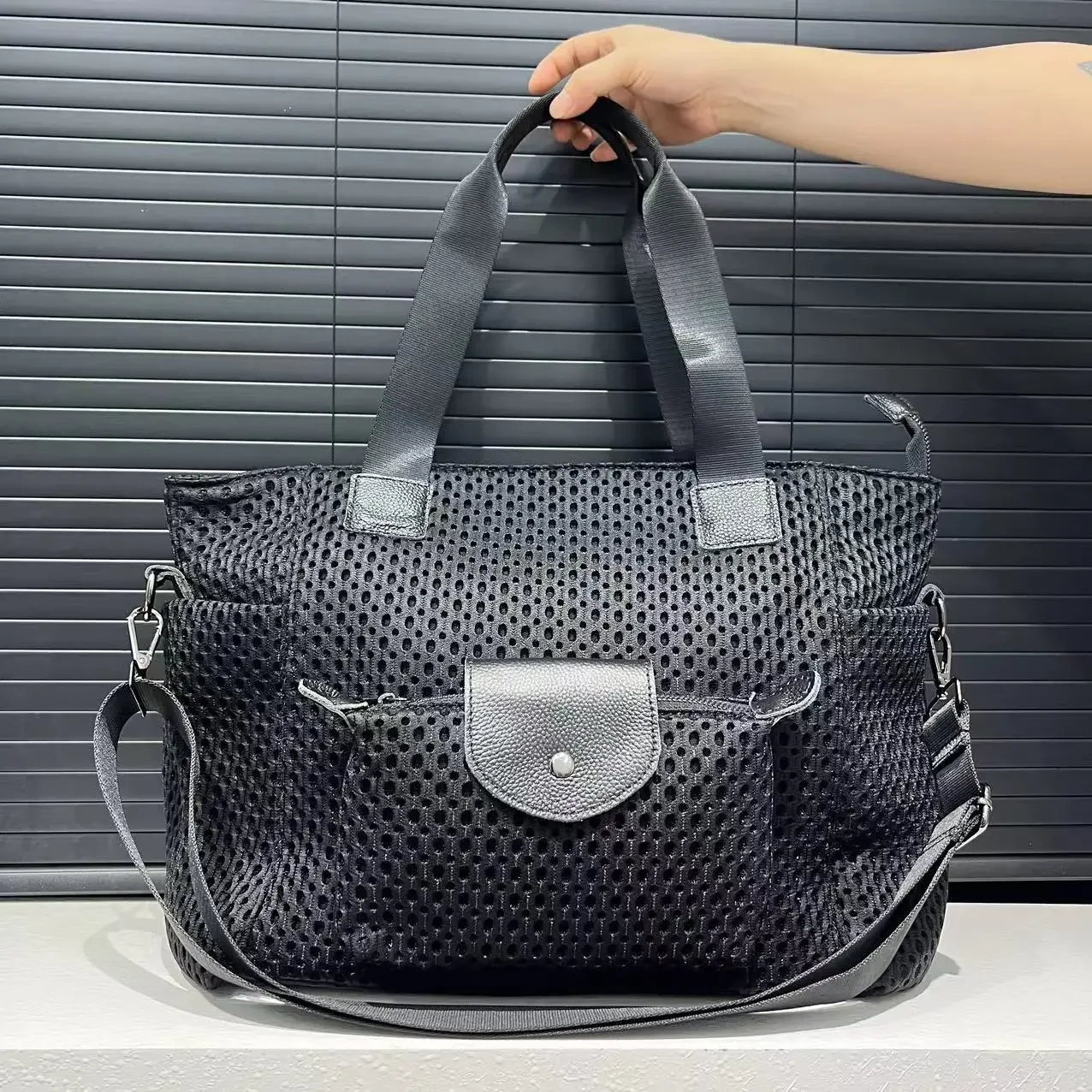 Borsa da viaggio a breve distanza in tessuto Oxford leggero moda donna borsa a tracolla Multi-tasca Casual in rete di grande capacità