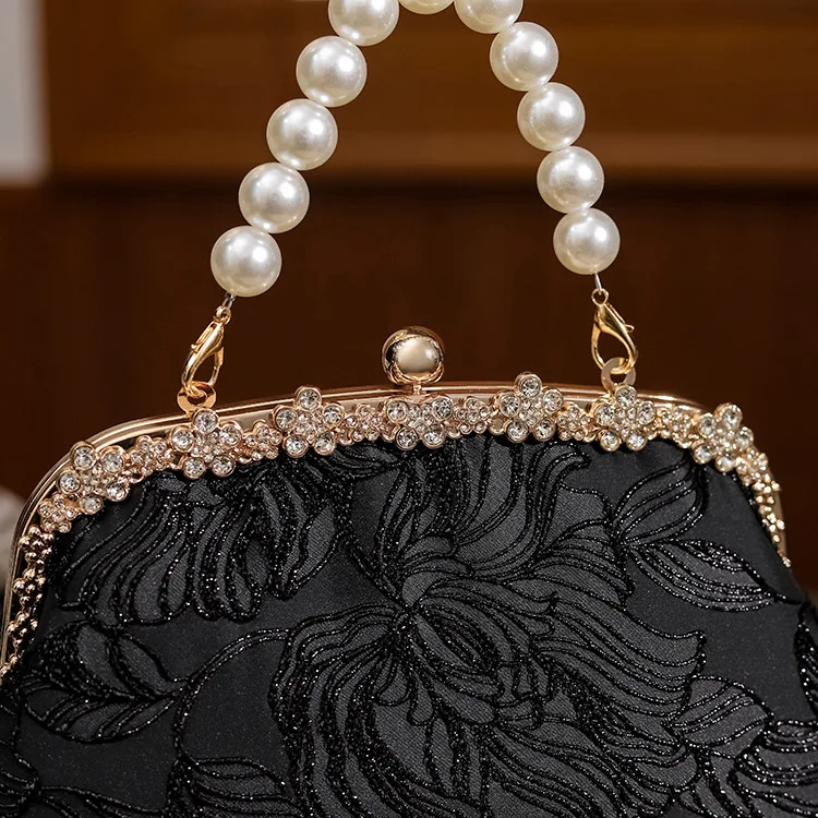 Handmade Embroider Flower Black Evening Bag For Women Fashion Elegant Pearl Chain Handbags Small Clutches Prom Party Purses 2024