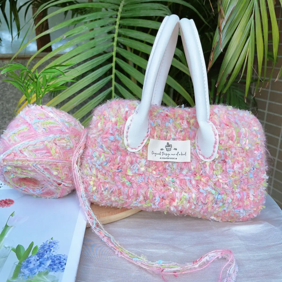 

Xiaoxiangfeng Hand Mixed Thread Weaving, Crocheted Yarn, Three-dimensional Bag DIY Hair Clip, Hat, Hair Loop, Gift Pink