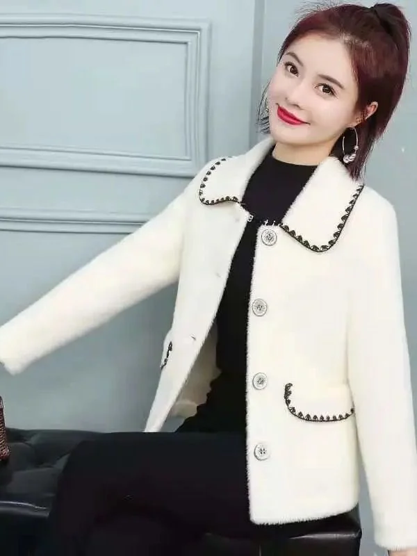 fashionable-thickened-short-autumn-outerwear-women's-new-style-korean-version-little-fragrance-wind-2025-fall-collection-two