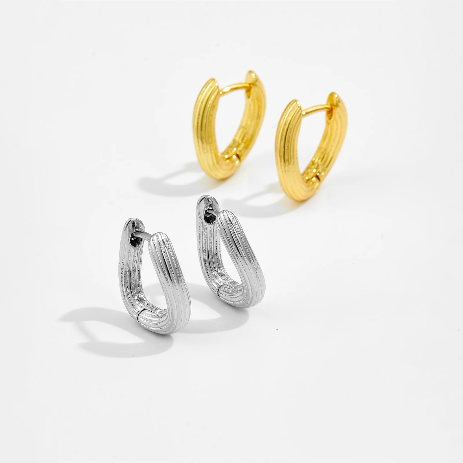 DPLAOPA 925 Sterling Silver Irregular Circle Plain Hoop Earring Piercing Huggies Women 2024 New Fashion Fine Jewelry Gift — zdjęcie 6