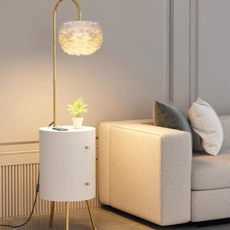 Feather Floor Lamps Bedside Table Integrated for Living Room Sofa Side Bedroom High-end Wireless Charging Upright Desk Lamp