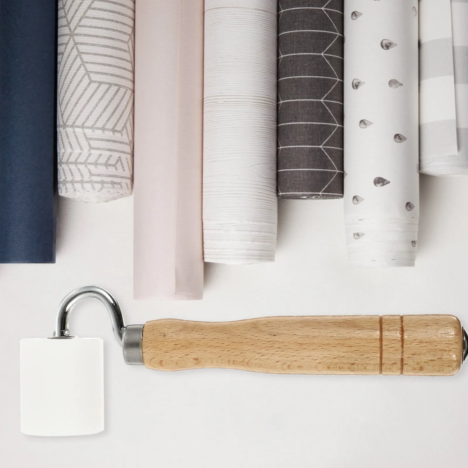 

Валик для обоев с деревянной ручкой, инструмент для эффективного приклеивания, для толстых обоев, фольги, ткани