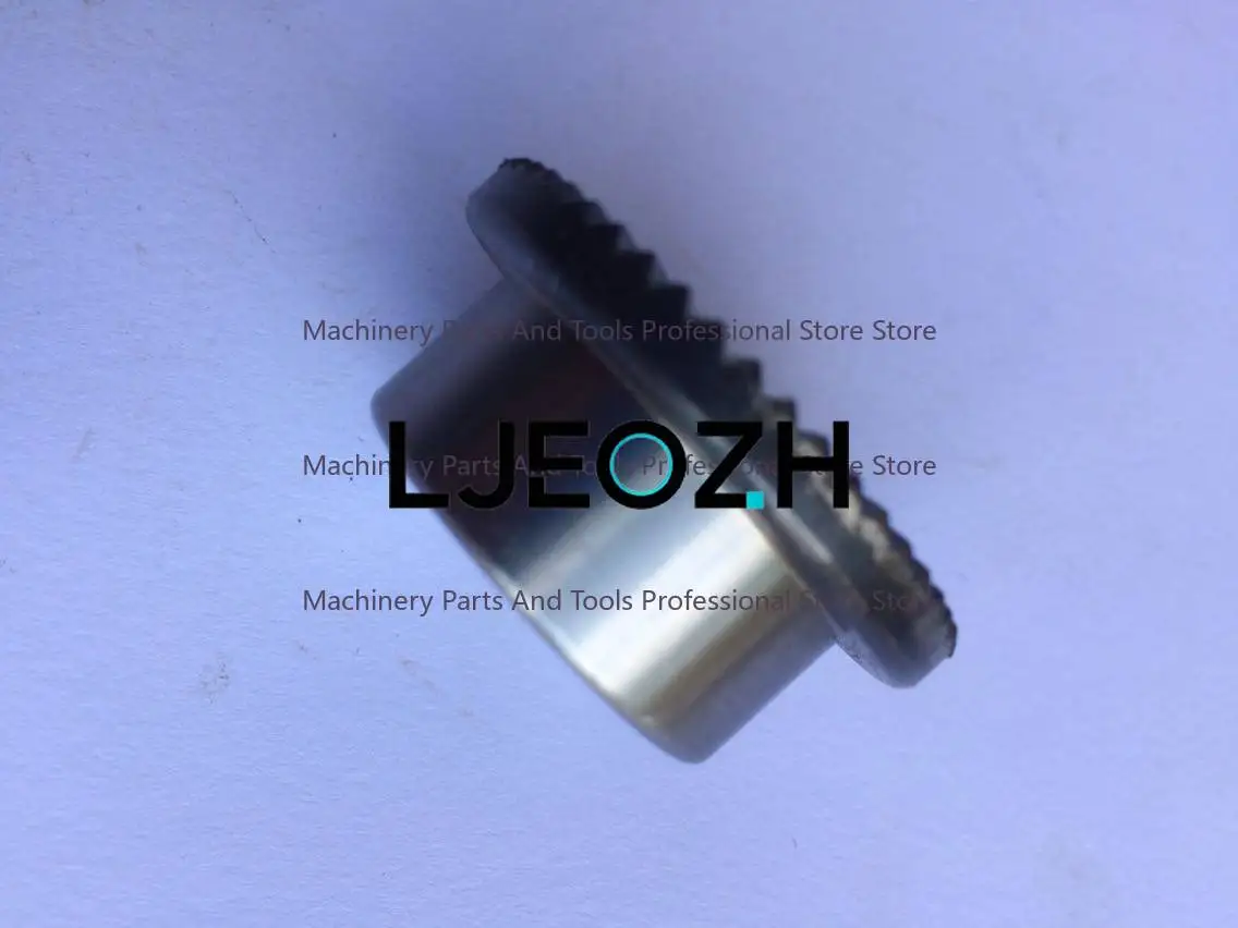 For Taiwan Rocker Vertical Milling Machine, Milling Head Accessories Head Accessories B80 Escort Control Clutch Gear