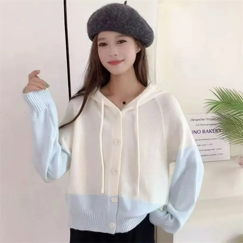 2025 Ladies Fashion Hooded Loose Knitted Jacket Women Gradient Knittinng Cardigan Spring Autumn Female Long Sleeves Sweater Tops