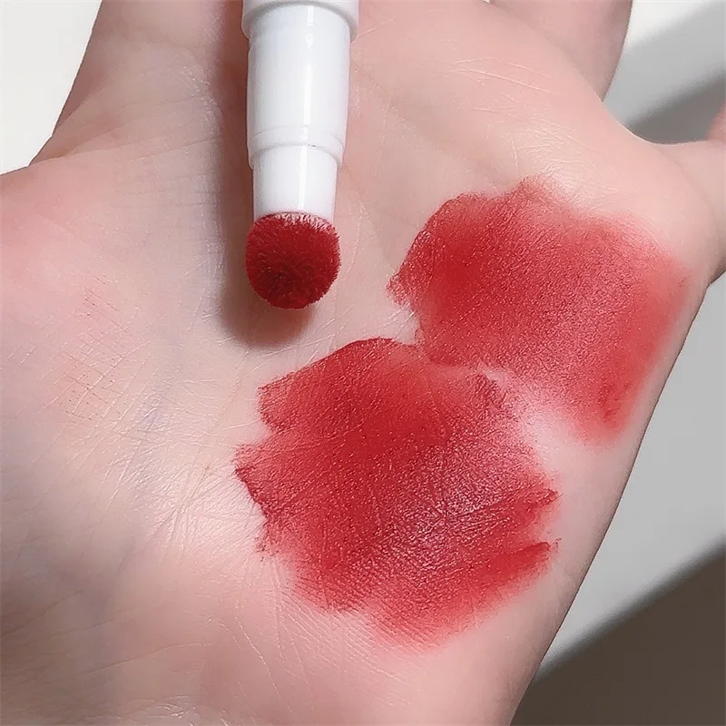 Pluizig Fluweel Zacht Lip Glazuur Vloeibare Lippenstift Crème Nude Matte Rose Rood Pigment Waterdicht Langdurige Kleurstof Wang Lip Tint Pasta