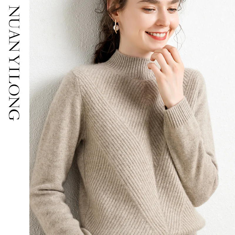 Double Strand Thickened Half High Collar Cashmere Sweater Women's Loose Short Underlay 2023 New Pullover European Sweater