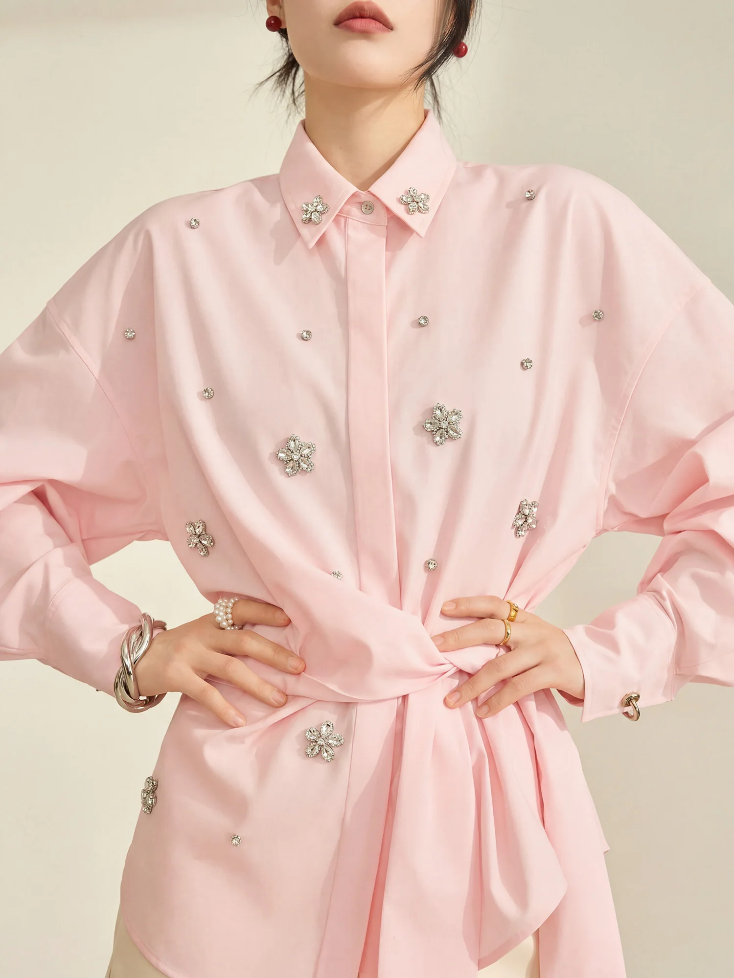 

Flowing Era Unique Super Beautiful Single Wear Long Sleeve Shirt Women's Spring Fashion Waist Cinching 3D Decoration Shirt