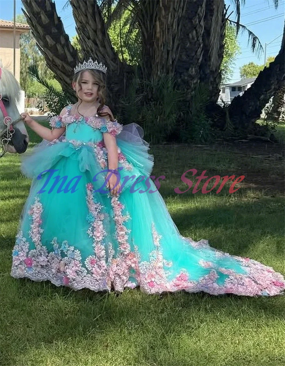 

Luxurious Blue Flower Girl Dress Tulle Fluffy With Exquisite 3D Flowers Applique For Kids Birthday Wedding Evening Ball Gowns