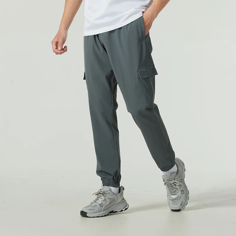 アンダーアーマー メンズ パンツ スポーツパンツ フィットネス トレーニング ランニング エクササイズ トレンディ ファッショナブル カジュアル ウーブンパンツ 1380358-012