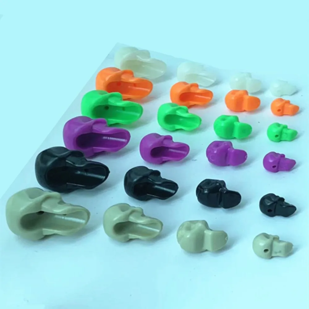 100 قطعة صغيرة مخيف الجمجمة رؤساء تمثال البلاستيك المشهد الصغير هالوين الجمجمة مصغرة تمثال الجنية حديقة سيارة الديكور