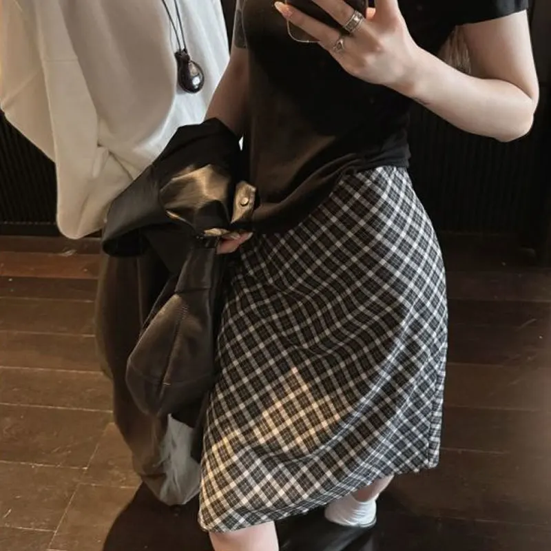 Fashion Vintage Plaid Aura Knee Skirts Spring Autumn New High Waist Zipper Female Clothing A-Line Korean Basic Bag Hip Skirts