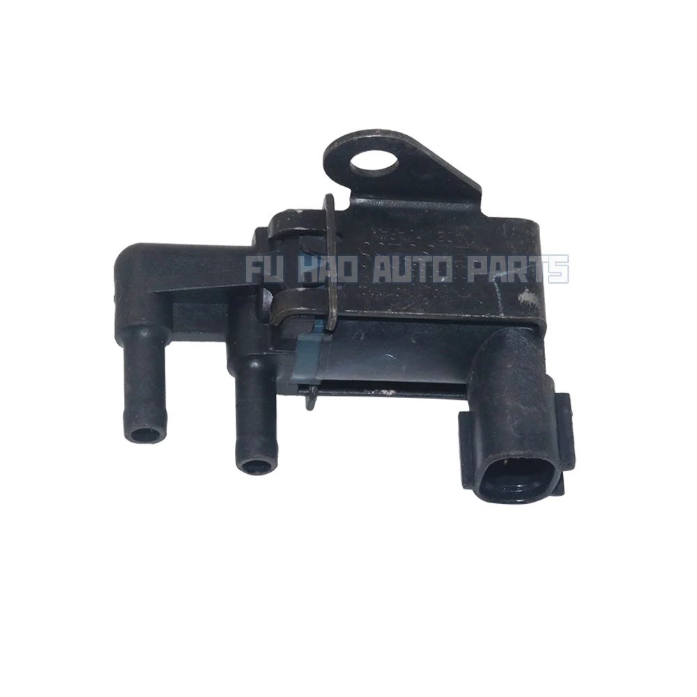 89470-97209 136200 -2880 Válvula de comutação de vácuo de purga de vasilha de vapor para Toyota Avanza F610 Daihatsu Cuore L2 Terios Kid