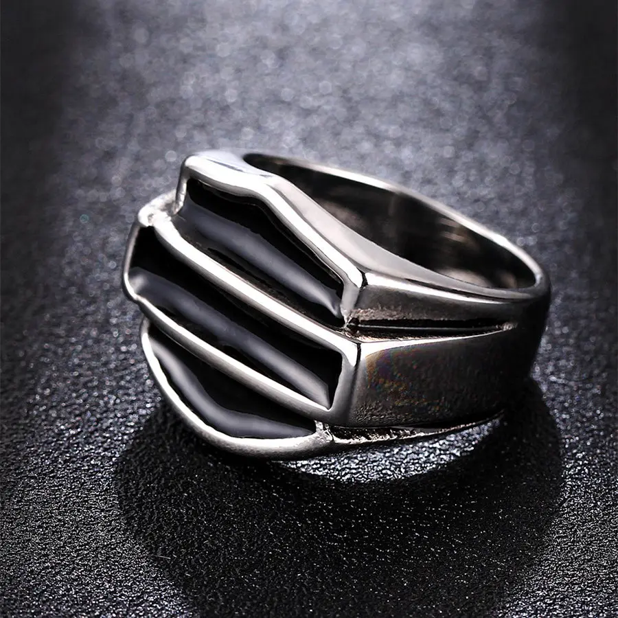 Vintage Shield Titanium Steel Ring New Retro Hip-hop Viking Biker Jewelry Men\'s Cool Party Ring