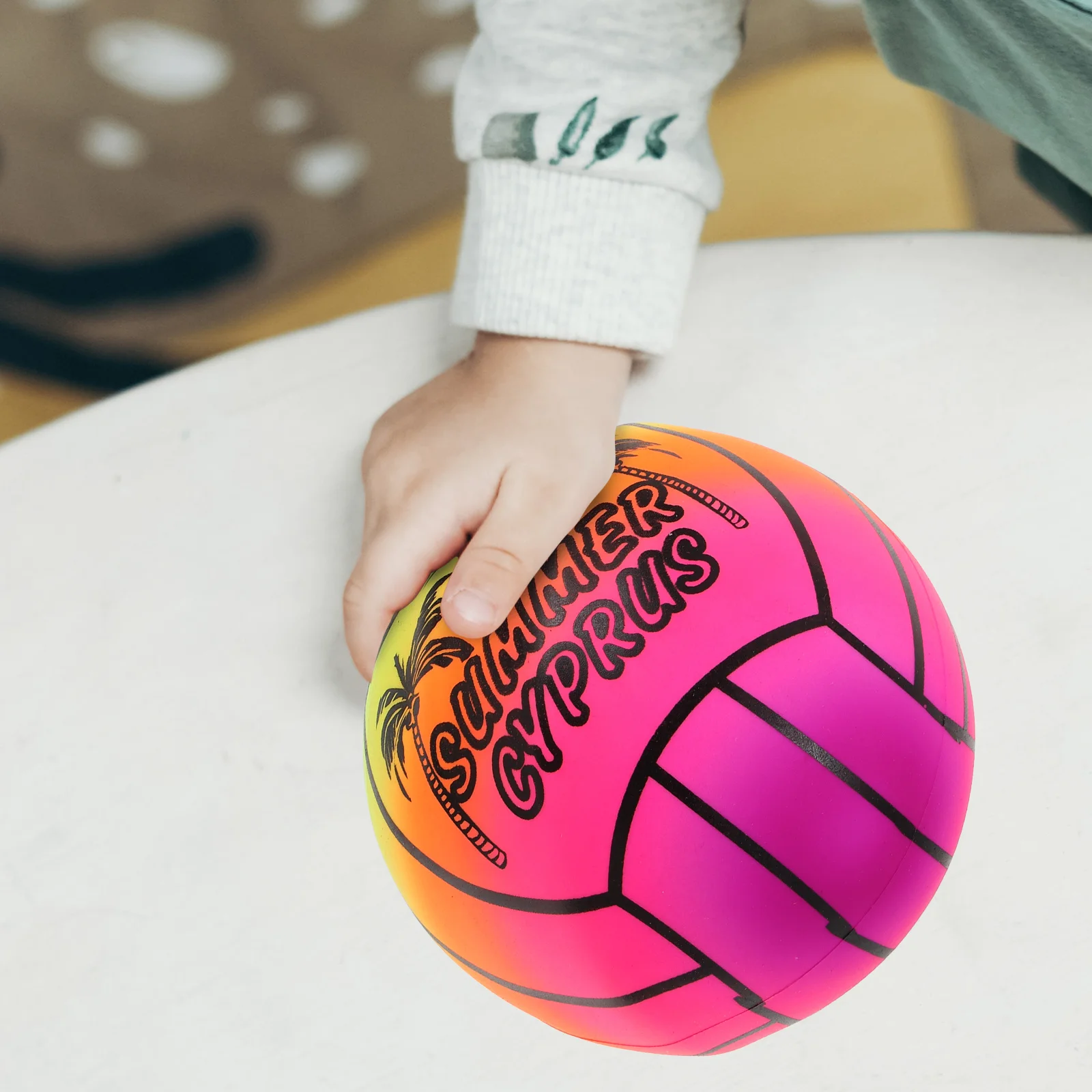 Verdikte regenboog pvc volleybal opblaasbaar speelgoed voor kinderen binnen- en buitensportuitrusting klein strand groot