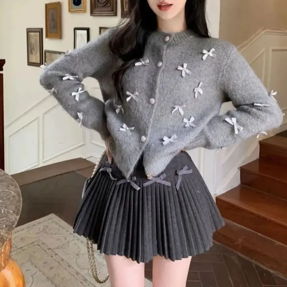 

Вязаный кардиган с вышивкой бантом для женщин, однотонный, весенне-осенний, элегантный, модный, свободный повседневный вязаный пуловер, топ