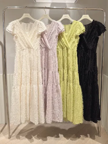 

Elegant Pure Color V-neck Puff Sleeve Short Dress Women's Slimming Tassel Detail Waist-cinching Summer New Arrival Dress