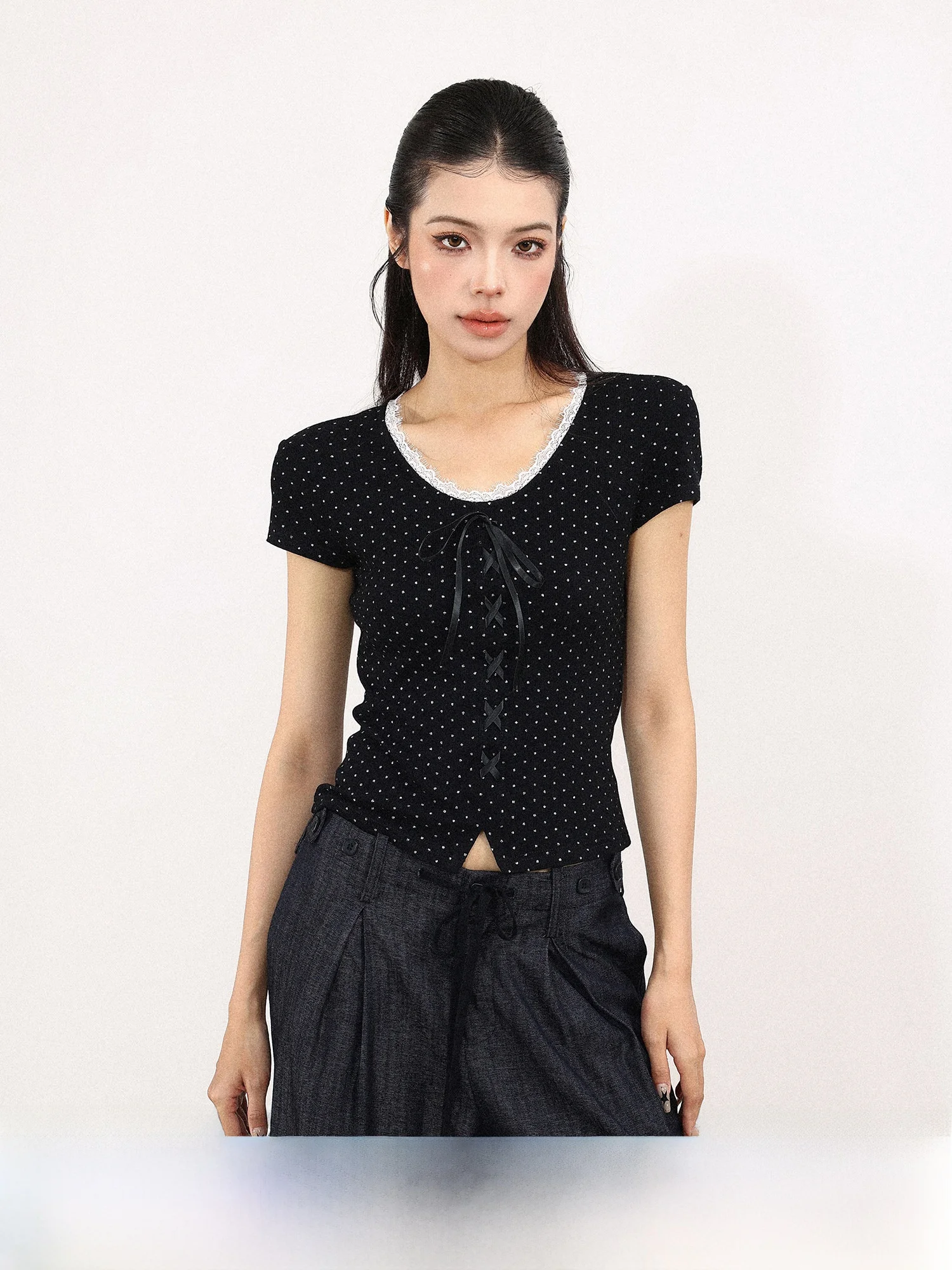 Black Polka Dot round Neck Short Sleeve T-Shirt Women's Summer Lace Design Slim Fit Shoulder Length Top Casual Style Universa...