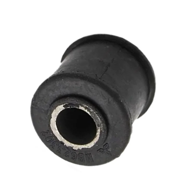 MB623302 1PCS U-8 Rubber bushing cushion suitable for front and rear shock absorption of Mitsubishi Leopard V31 automobile