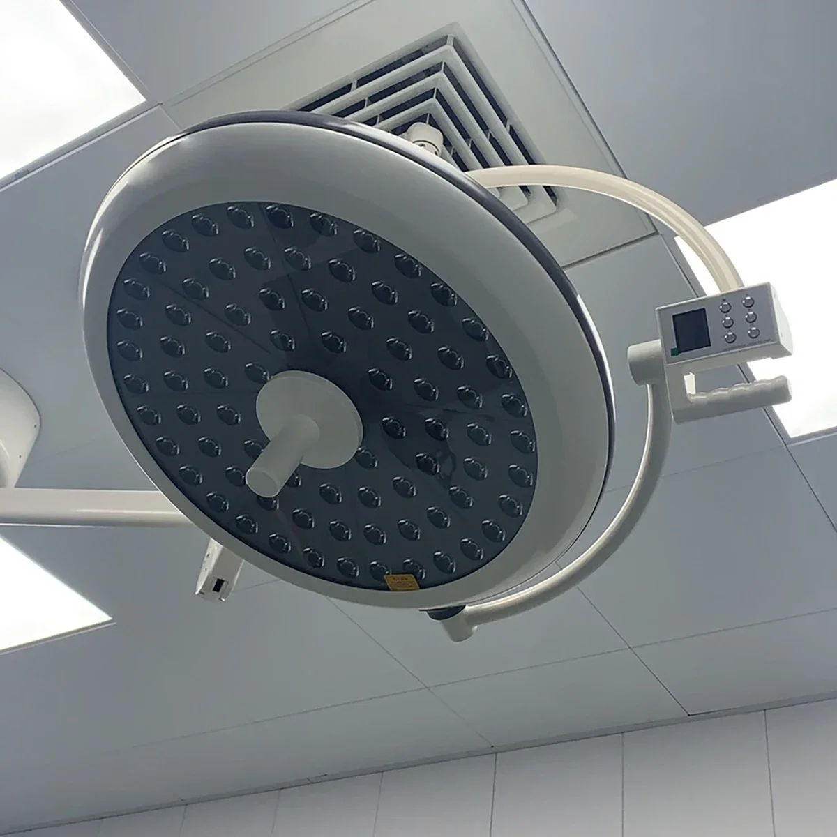 Hospital Equipment 3700-5000k Illuminance Ceiling  Operating Lamp 700/500 LED  Shadowless Operating Light