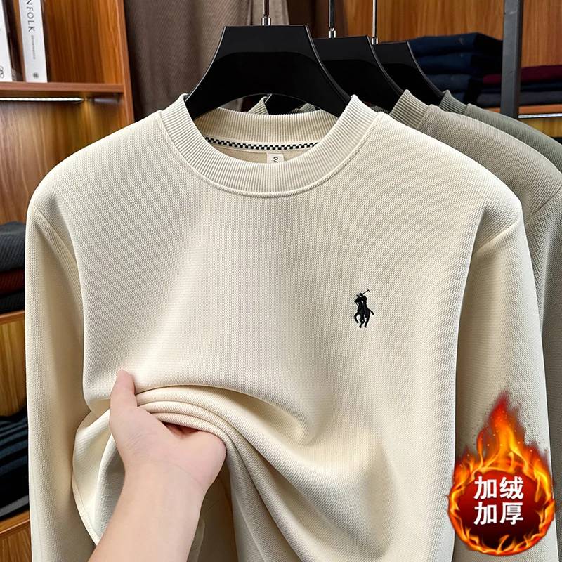 

Новый бархатный утолщенный теплый вязаный свитер с круглым вырезом для мужчин, осенне-зимний молодежный пуловер с вышивкой и маленькой этикеткой, базовое пальто